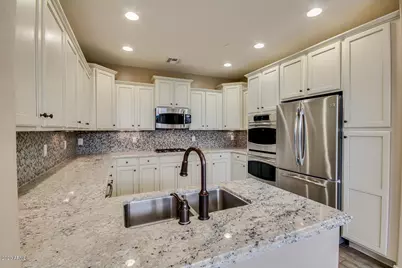 9111 W Meadow Drive, Peoria, AZ 85382 - Photo 6