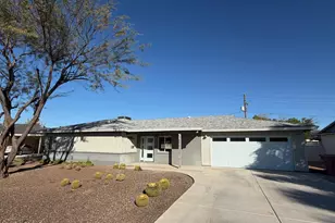 8062 E Edgemont Ave, Scottsdale, AZ 85257 - Photo 1