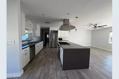 8062 E Edgemont Avenue, Scottsdale, AZ 85257 - Photo 4