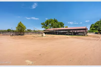 707 E Quarterhorse Lane, Camp Verde, AZ 86322 - Photo 16