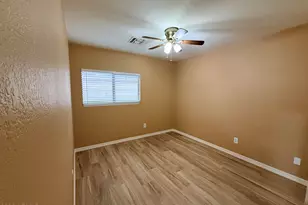 15687 W Acapulco Ln, Surprise, AZ 85379 - Photo 8