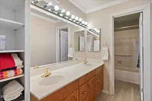 7625 E Camelback Rd, Scottsdale, AZ 85251 - Photo 12