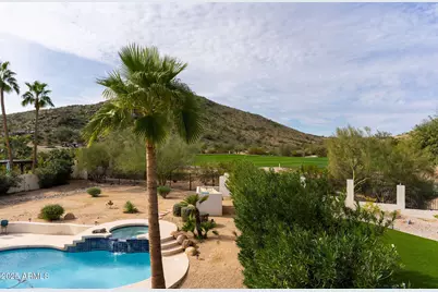 4621 E Winston Drive, Phoenix, AZ 85044 - Photo 10