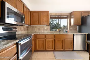 4621 E Winston Dr, Phoenix, AZ 85044 - Photo 12