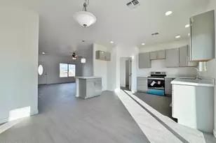 11069 W Laguna Dr, Arizona City, AZ 85123 - Photo 8