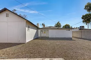 2320 E Whitton Ave, Phoenix, AZ 85016 - Photo 16