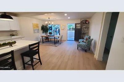 2320 E Whitton Avenue, Phoenix, AZ 85016 - Photo 2