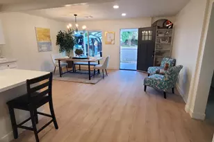 2320 E Whitton Ave, Phoenix, AZ 85016 - Photo 2