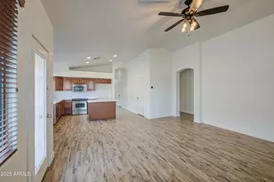 1370 E Jardin Dr, Casa Grande, AZ 85122 - Photo 16
