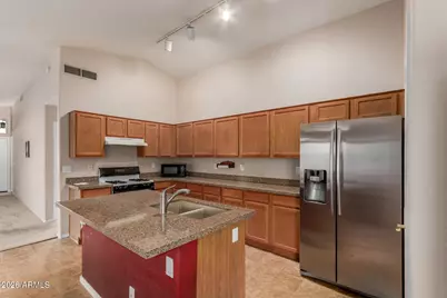 9301 W Beryl Avenue, Peoria, AZ 85345 - Photo 8