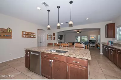 27080 N 174th Drive, Surprise, AZ 85387 - Photo 8