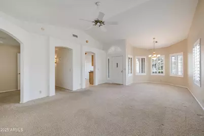 20346 N 109th Lane, Peoria, AZ 85373 - Photo 2