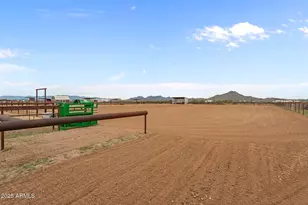 46130 W Trotter Rd, Wickenburg, AZ 85390 - Photo 34