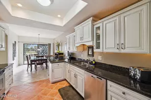 7949 E Joshua Tree Ln, Scottsdale, AZ 85250 - Photo 16