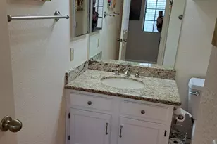 7949 E Joshua Tree Ln, Scottsdale, AZ 85250 - Photo 32