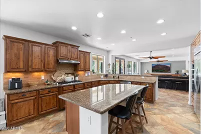 30402 N 123rd Lane, Peoria, AZ 85383 - Photo 14