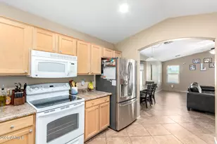 2242 S 85th Dr, Tolleson, AZ 85353 - Photo 10