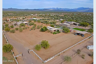 14904 E Lowden Court, Scottsdale, AZ 85262 - Photo 2