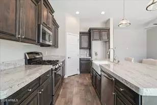 10411 E Nido Ave, Mesa, AZ 85209 - Photo 8