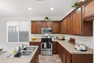 14527 W Caribbean Ln, Surprise, AZ 85379 - Photo 18