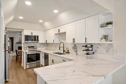 3415 N 36th Street #4, Phoenix, AZ 85018 - Photo 6