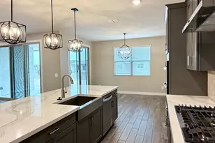 15901 W El Cortez Pl, Surprise, AZ 85387 - Photo 10