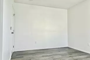 8750 E Lindner Ave, Mesa, AZ 85209 - Photo 16