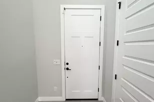 22038 N 28th Pl, Phoenix, AZ 85050 - Photo 6