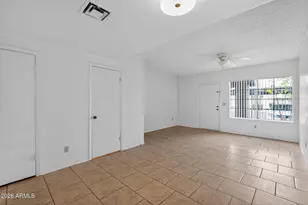 7801 N 44th Dr, Glendale, AZ 85301 - Photo 6