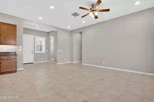 18062 W Tanglewood Dr, Goodyear, AZ 85338 - Photo 22