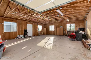 21137 W Dove Valley Rd, Wittmann, AZ 85361 - Photo 32