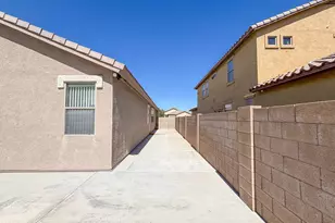 8647 W Brown St, Peoria, AZ 85345 - Photo 28