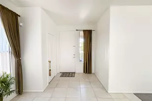 8647 W Brown St, Peoria, AZ 85345 - Photo 4