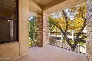 2989 N 44th St, Phoenix, AZ 85018 - Photo 12