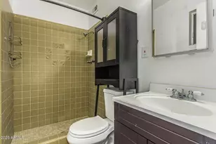 3029 W Shaw Butte Dr, Phoenix, AZ 85029 - Photo 20