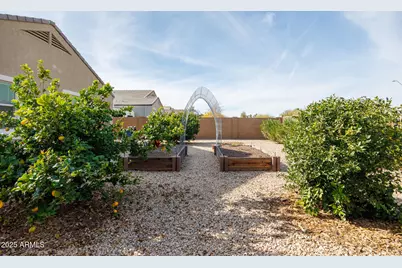 1144 E Gabrilla Drive, Casa Grande, AZ 85122 - Photo 32