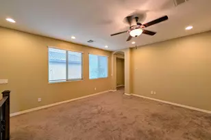 923 S Osborn Ln, Gilbert, AZ 85296 - Photo 36