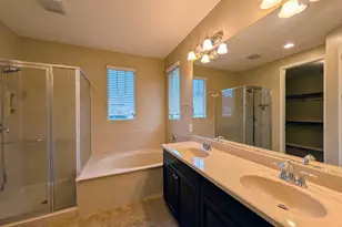 923 S Osborn Ln, Gilbert, AZ 85296 - Photo 54