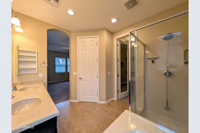 923 S Osborn Lane, Gilbert, AZ 85296 - Photo 56