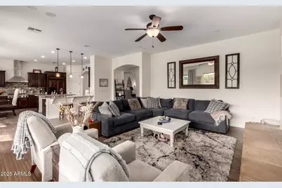 1711 W Prescott Drive, Chandler, AZ 85248 - Photo 10