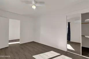 329 N 17th Dr, Phoenix, AZ 85007 - Photo 72