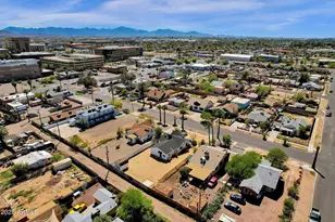 329 N 17th Dr, Phoenix, AZ 85007 - Photo 12