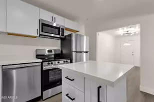 329 N 17th Dr, Phoenix, AZ 85007 - Photo 4