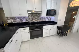 10960 N 67th Ave, Glendale, AZ 85304 - Photo 8