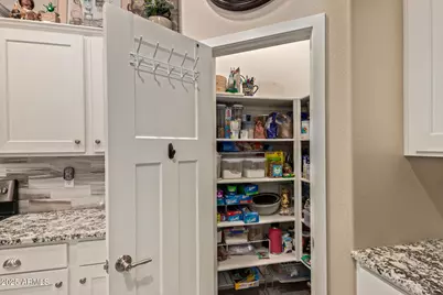 10613 E Neville Avenue, Mesa, AZ 85209 - Photo 14