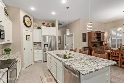 10613 E Neville Avenue, Mesa, AZ 85209 - Photo 12