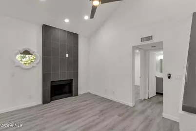 3441 N 31st Street #Unit 109, Phoenix, AZ 85016 - Photo 14