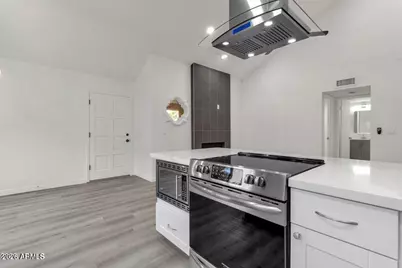 3441 N 31st Street #Unit 109, Phoenix, AZ 85016 - Photo 8