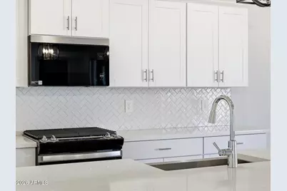 17719 W Illini Street, Goodyear, AZ 85338 - Photo 4