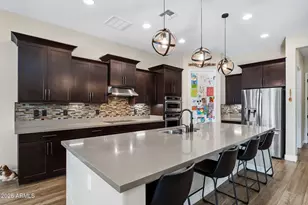 3921 E Chestnut Ln, Gilbert, AZ 85298 - Photo 4